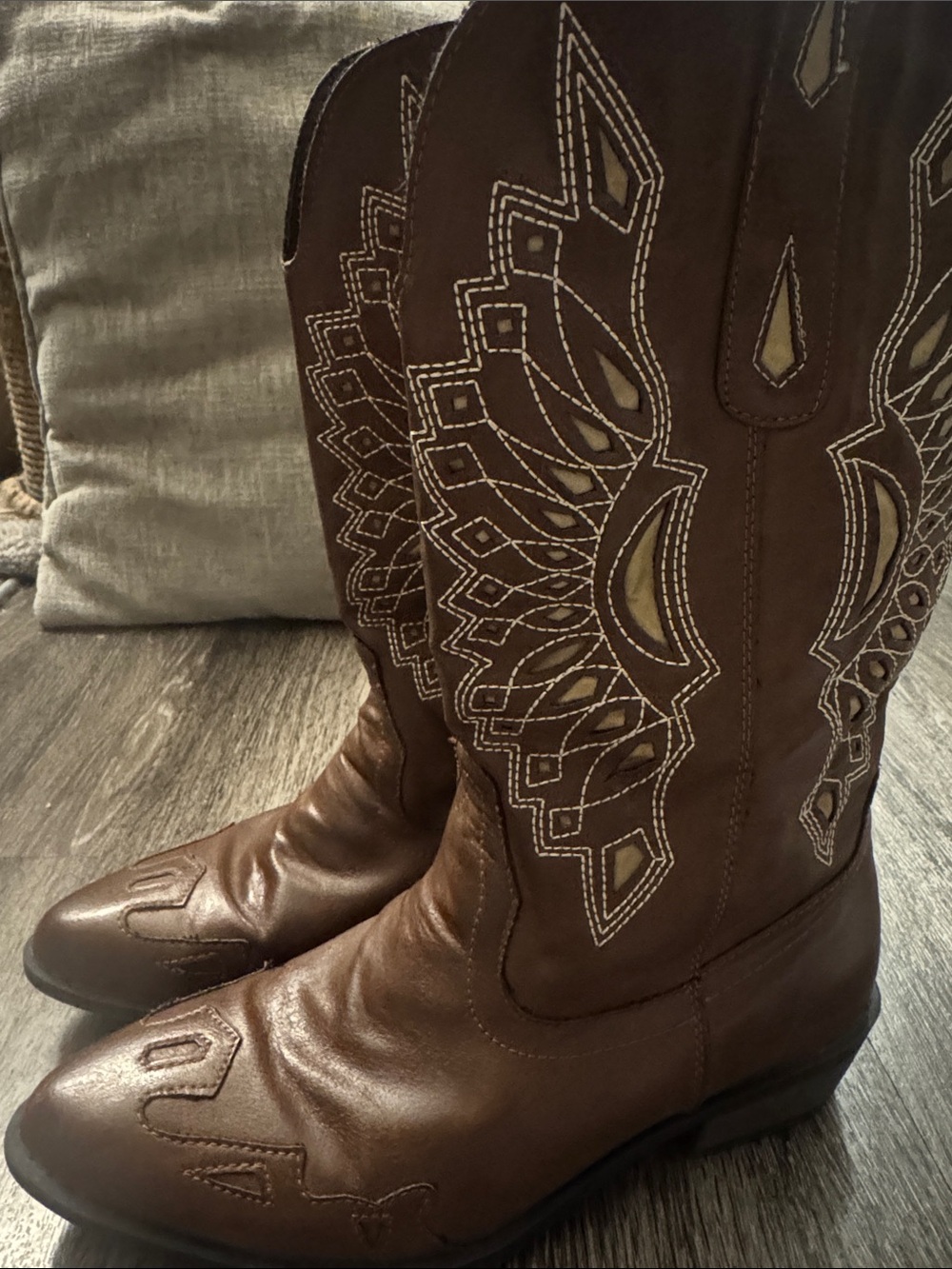 Brown Embroidered Western Cowboy Boots